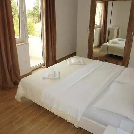 Tina Apartament *