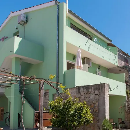 Apartment Tina Vodice
